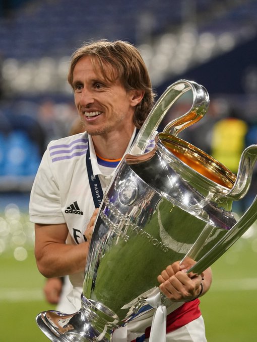 《生化危机4》艾什莉体模晒自己的《真三国无双》周边