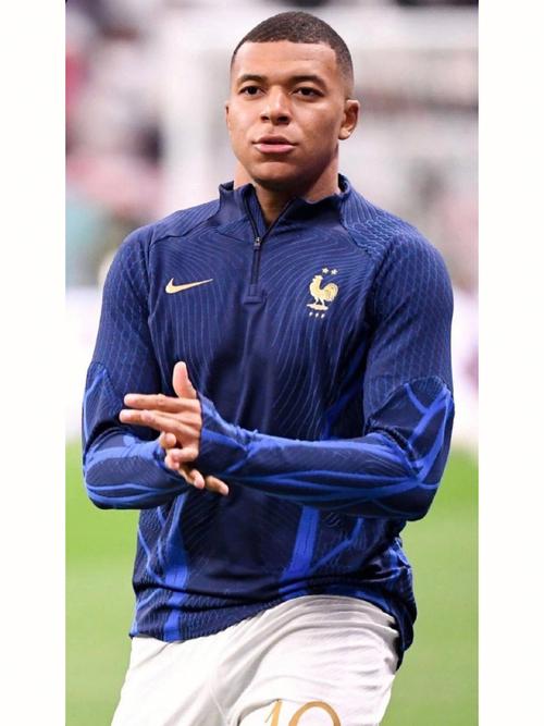 《最终幻想7重制版》第三部情报汇总：剧情充满悬念