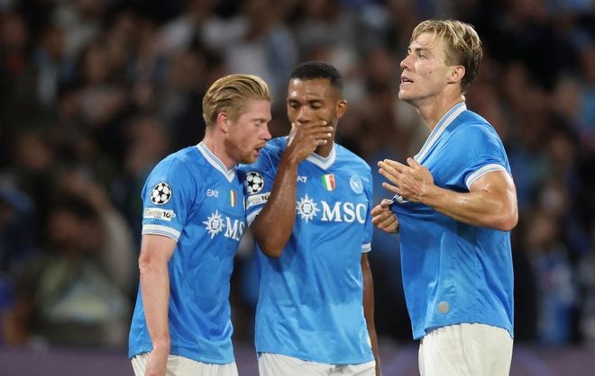 莱奥补时救主，AC米兰1-1保级队意甲17场不败，国际米兰三喜临门