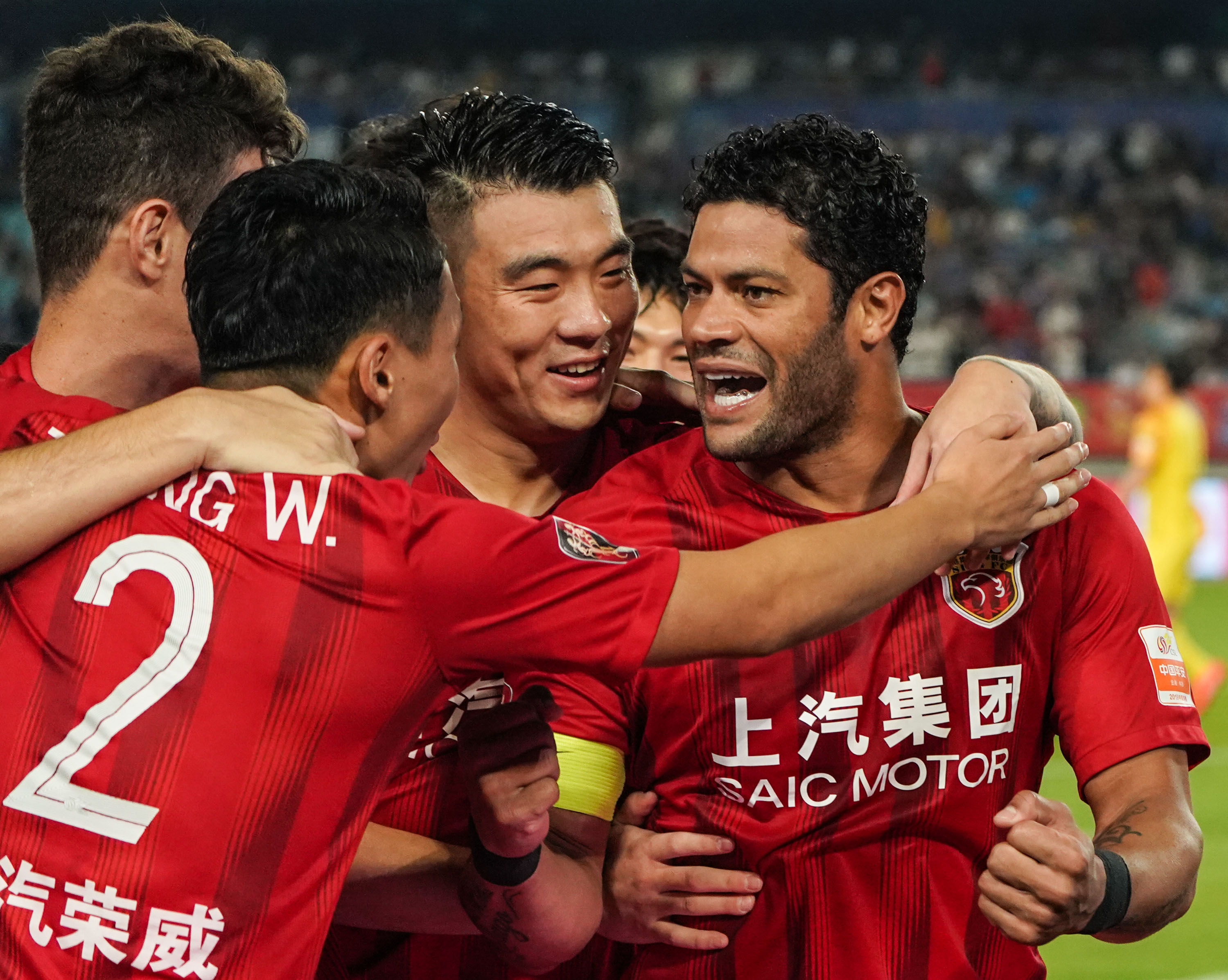 龙腾简合机甲割草新游抢眼，IGG新作硬刚点点互动？